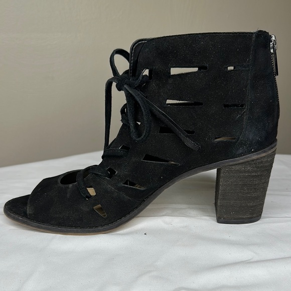 Vince Camuto Tressa Black Heeled Sandals Size 8 - Picture 8 of 10